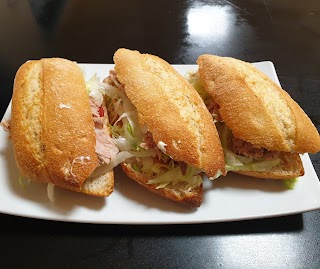 Cafetería Colegio Mayor Ramón Acin