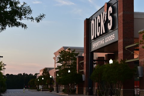 DICK'S Sporting Goods