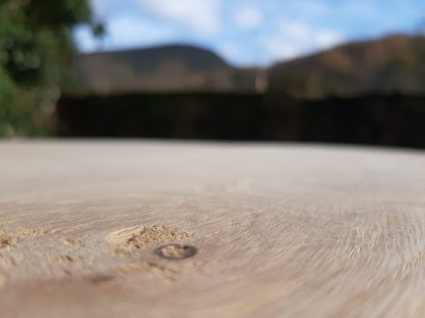 Muebles de estilo industrial. MÖLTWOOD. Mesas a medida en Olot (Girona).