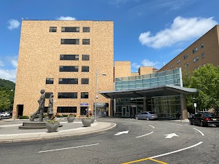 St. Joseph's University Medical Center