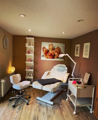 Lena's Beauty Lounge