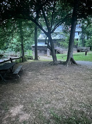 West Point On The Eno - Kayak Parking