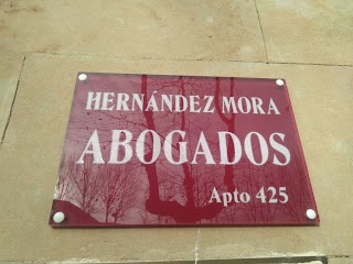 Hernández Mora Abogados