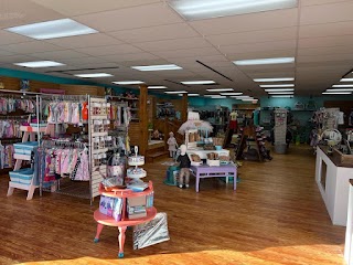 Whippersnappers Kids & Maternity Resale Boutique