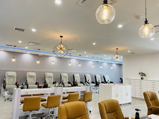 New Nichole Nail Spa