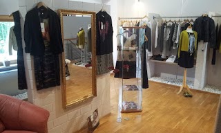 Déjà-vu Clothing & Art - Boutique für trendige Mode