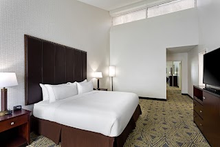 DoubleTree by Hilton Hotel Pittsburgh - Meadow Lands