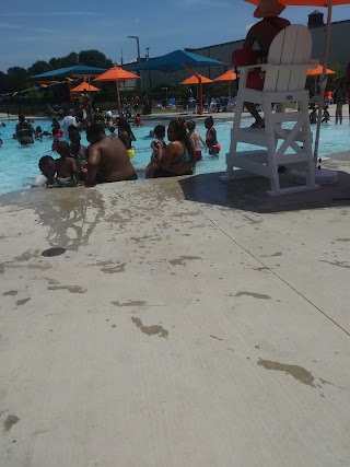 Double Oaks Pool - Family Aquatic Center