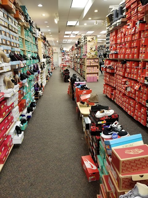 Photo of Shoe Dept. - 1665 State Hill Road, Wyomissing, PA 19610, USA