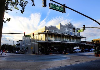 Opera House Apartments Deland