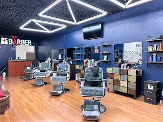 65 Barber (Family Hair Studio)