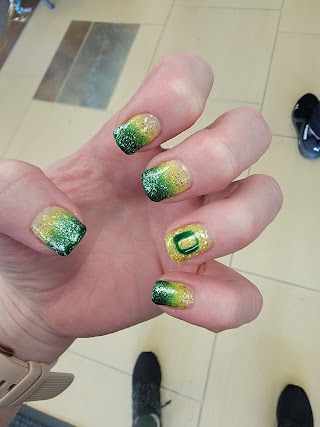 Madison Nails