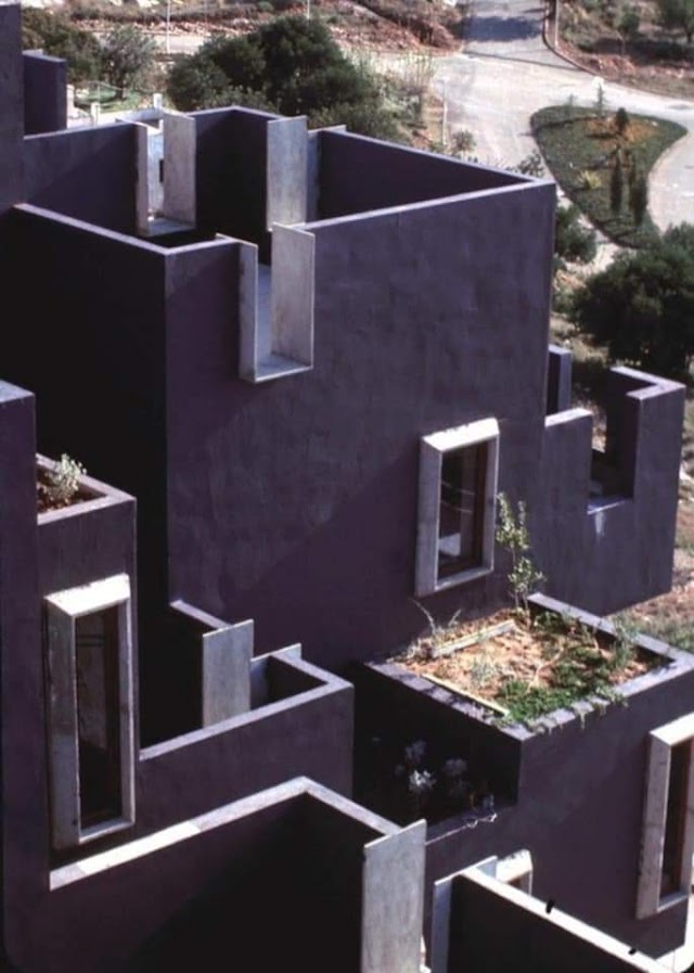Castell de Kafka (Kafka castle)