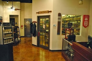 Palmetto Breeze Cigar Place