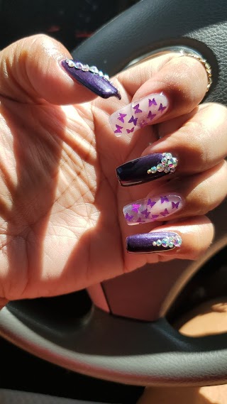 City Nails