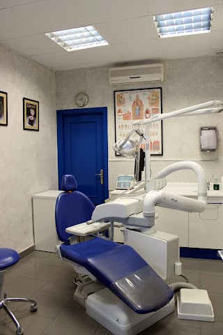 Clínica Odontológica Artedental, Dr. Gavira