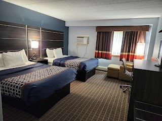 Stillwater Inn & Suites