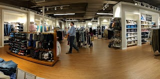 Banana Republic Factory Store