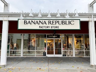 Banana Republic Factory Store