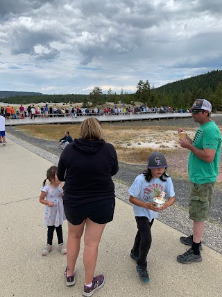 Yellowstone Park Service Stations