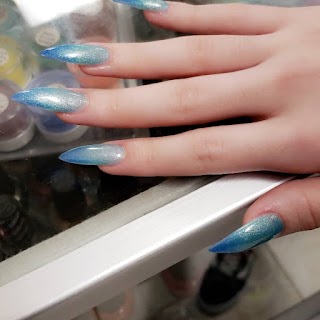 Top Nails