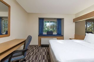 Baymont Inn & Suites by Wyndham Anchorage Airport