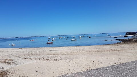 La Boîte À Cheveux en vacances du 11 au 27 Février.