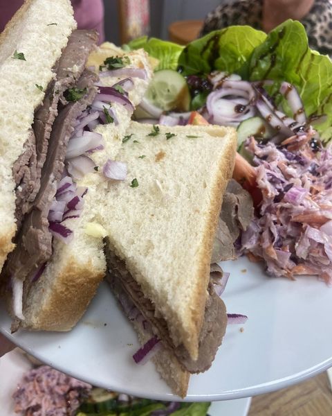 Scottie's Cafe & Tea Rooms