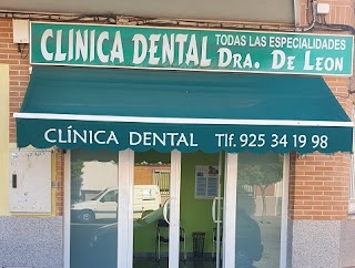 Clínica Dental Mora. Dra. De León Santana
