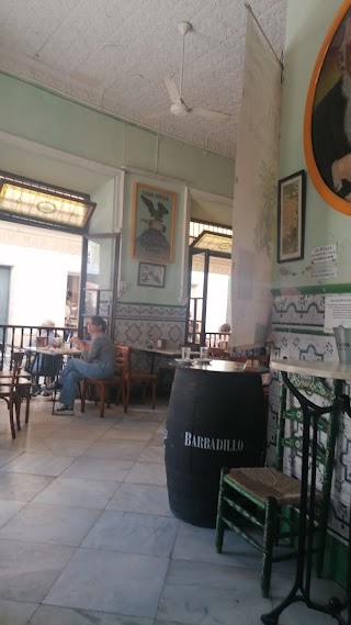 Cafe Bar El Mercado