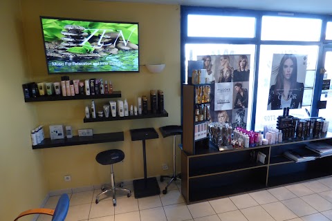 Photo de Sophie Coiffure - 14 Route du Berthiand, Nurieux-Volognat, France