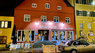 Artesano - Cafe & Bar