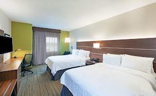 Holiday Inn Express & Suites Lenexa - Overland Park Area, an IHG Hotel