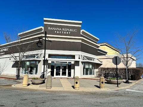 Banana Republic Factory Store