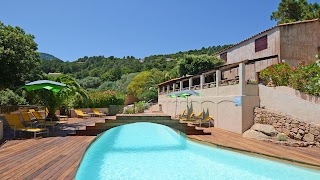 Bungalows Du Maquis: Résidence de vacances dans bungalows ou chambres avec piscine proche plage à Porto-Vecchio Corse-du-Sud