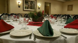 Lena's Restaurant & Banquet