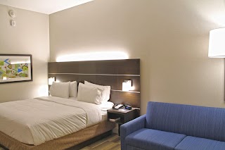 Holiday Inn Express & Suites St. Louis South - I-55, an IHG Hotel