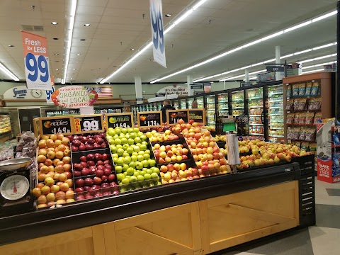 Photo of Stater Bros. Markets - 43396 Florida Avenue, Hemet, CA 92544, USA