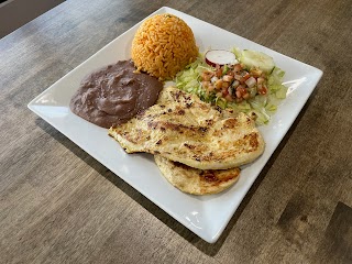 El Salvadoreño Restaurant