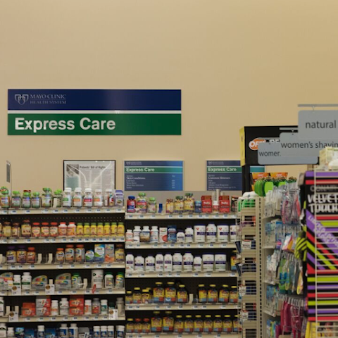 Photo of Hy-vee Pharmacy - 410 East Young Avenue, Warrensburg, MO 64093, USA
