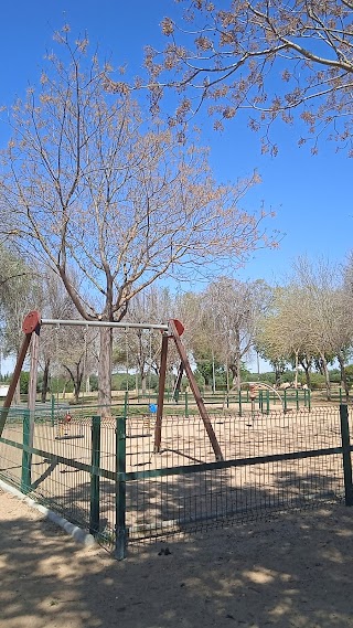 Parque (junto a la Laguna de Fuente del Rey)