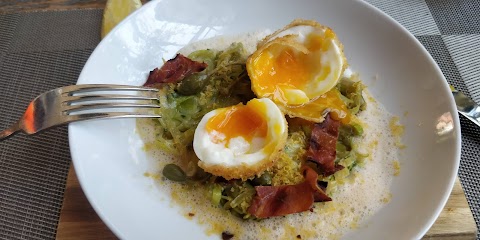 Photo de Le Bistrot Gourmet - 14 Grande rue, La Mole, France