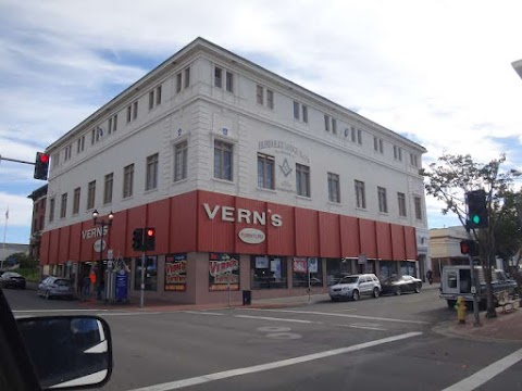 Vern's Furniture