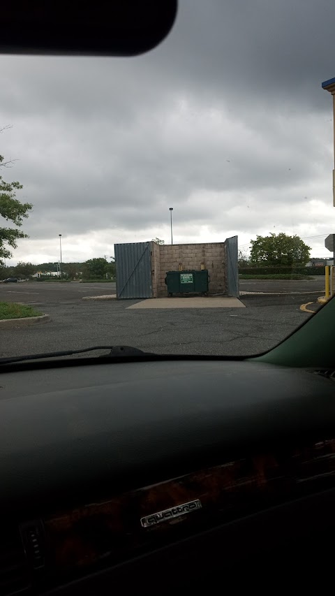Photo of Chase Bank - 1450 Old Country Road, Riverhead, NY 11901, USA