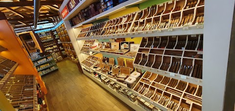 Cigar Shop Magallanes Estanco Habanos Official Madrid, Spain