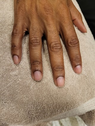 Manicure Grooming Lounge for Men