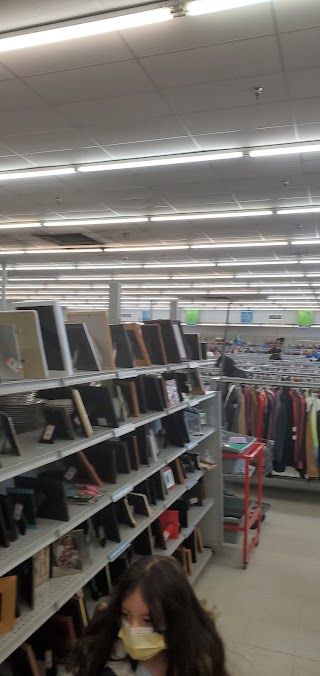 2nd Ave Thrift Superstore - Baltimore, MD