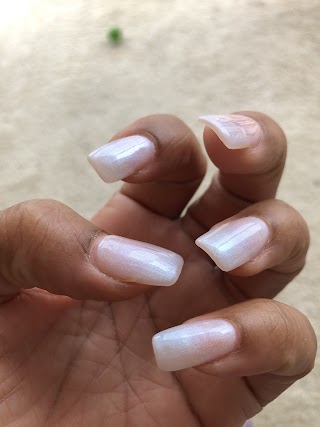 LA-OR NAILS SPA