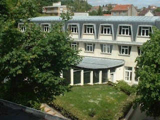 Institut Saint-Thomas de Villeneuve (STV) - École-Collège-Lycée