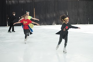 Lloyd Center Ice Rink